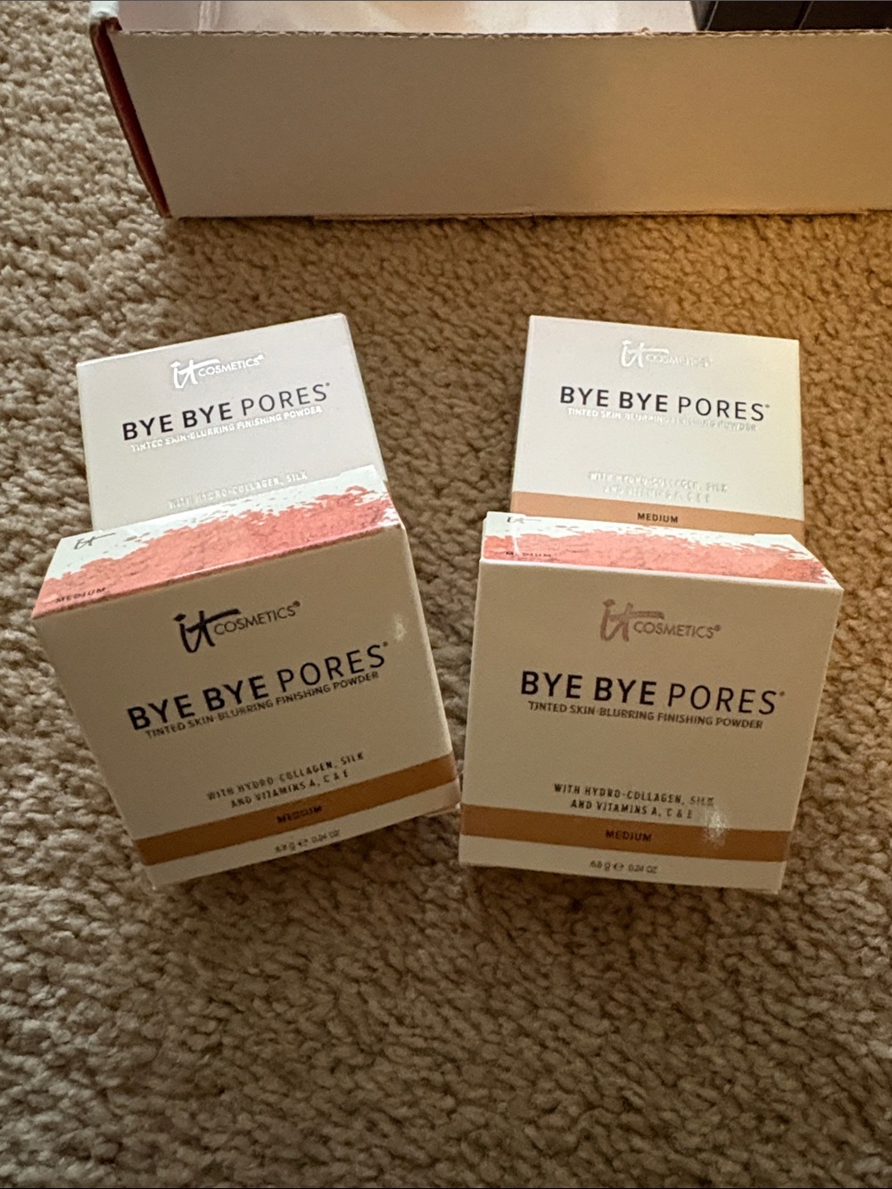 IT Cosmetics bye bye pores tinted skin finishing powder